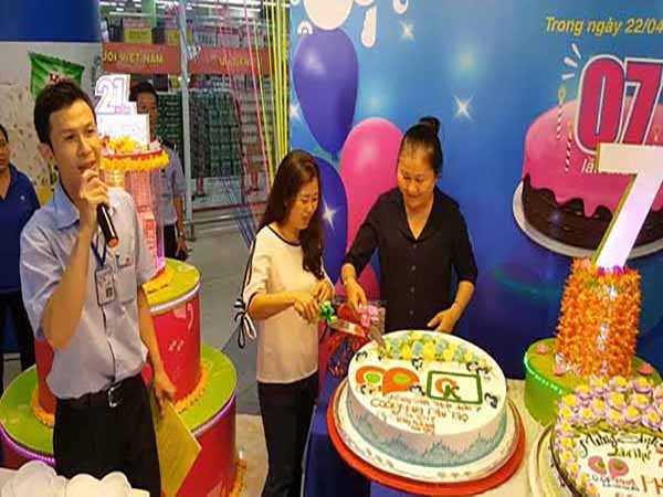 Lễ cắt bánh kem Cương Khanh của Co.opmart Phú Thọ
