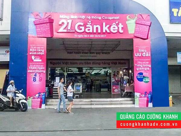 Bảng hiệu chữ nổi