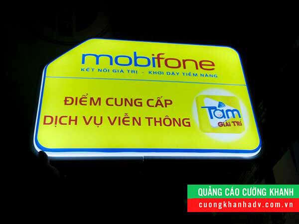 hộp đèn hút nổi