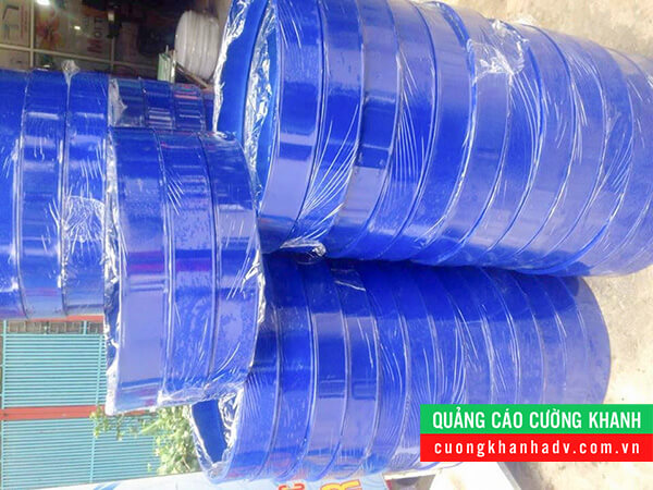 hộp đèn hút nổi