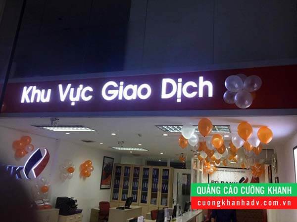 chữ nổi mica