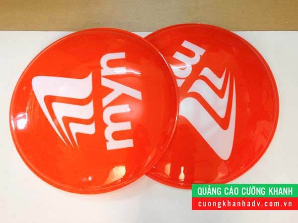 hộp đèn hút nổi