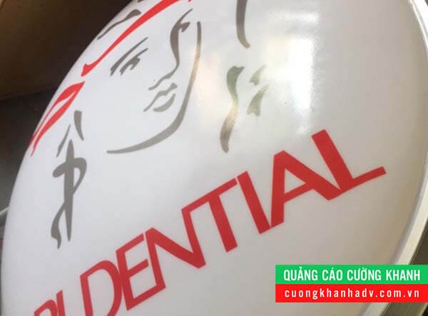 hộp đèn hút nổi