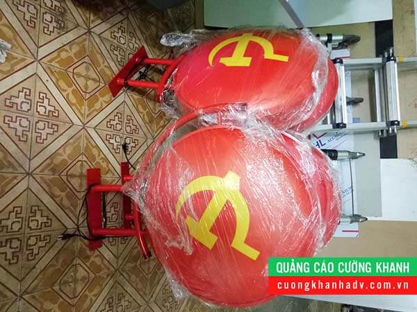 hộp đèn hút nổi