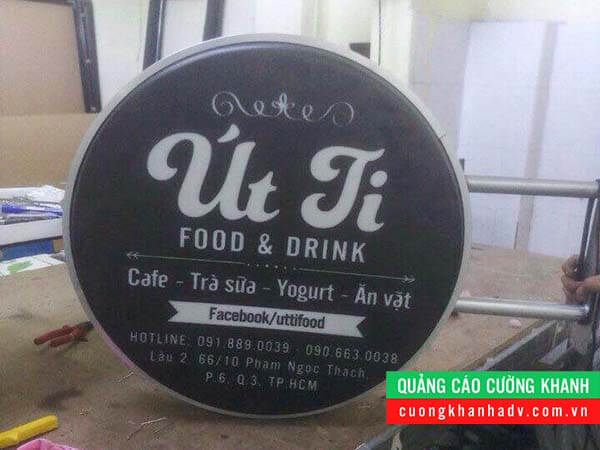 hộp đèn hút nổi