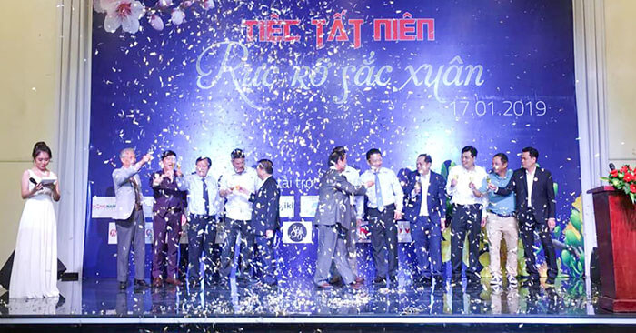 tất niên hội quảng cáo tphcm 2018