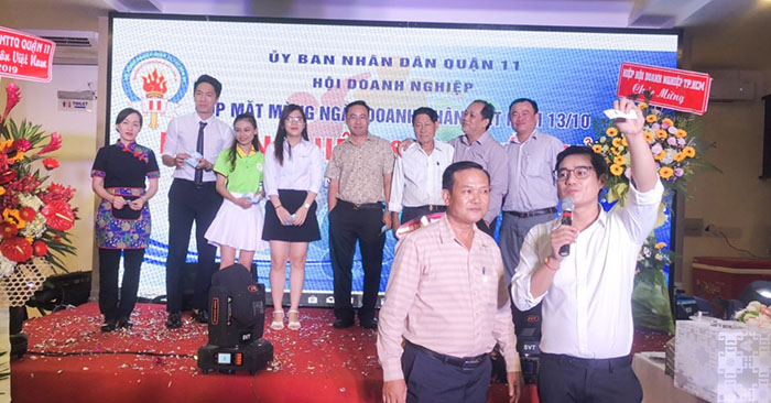 quảng cáo cường khanh tại lễ kỷ niệm doanh nhân việt nam 13.10 của hội doanh nghiệp quận 11