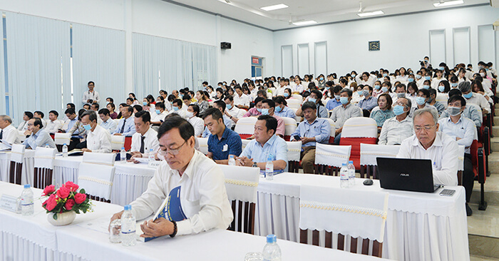 tham dự hội thảo khoa học quốc gia