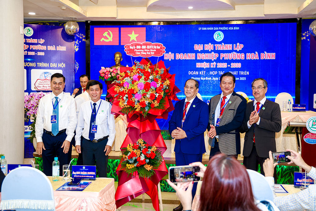 Giám đốc Cường Khanh đắc cử Chủ tịch Hội doanh nghiệp phường Hòa Bình