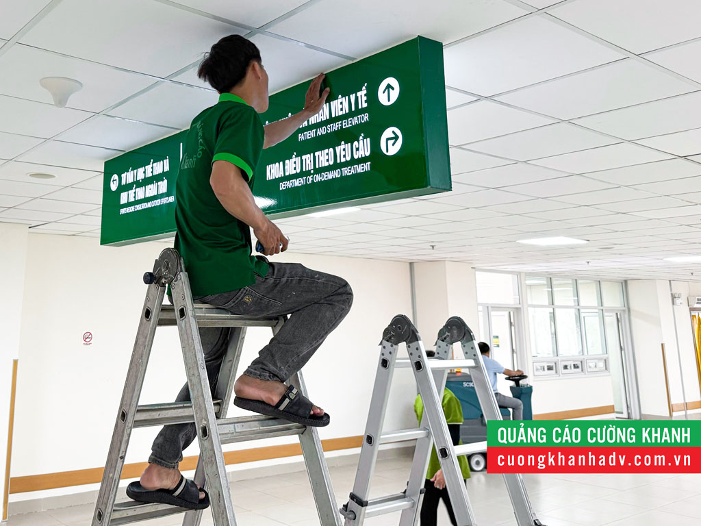 Thi công lắp đặt biển hộp đèn chỉ dẫn Bệnh viện 175